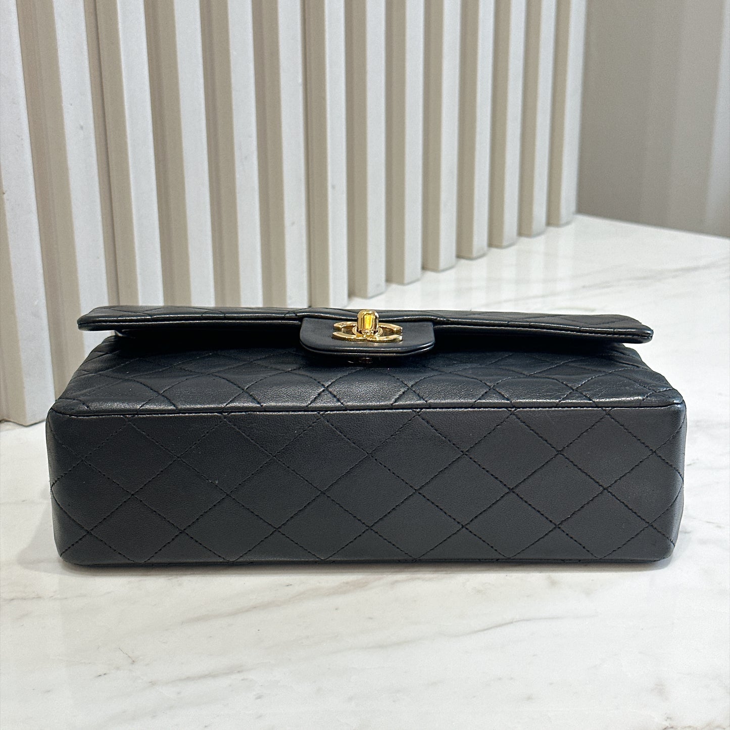 Chanel Vintage Classic Flap Medium in Black Lambskin