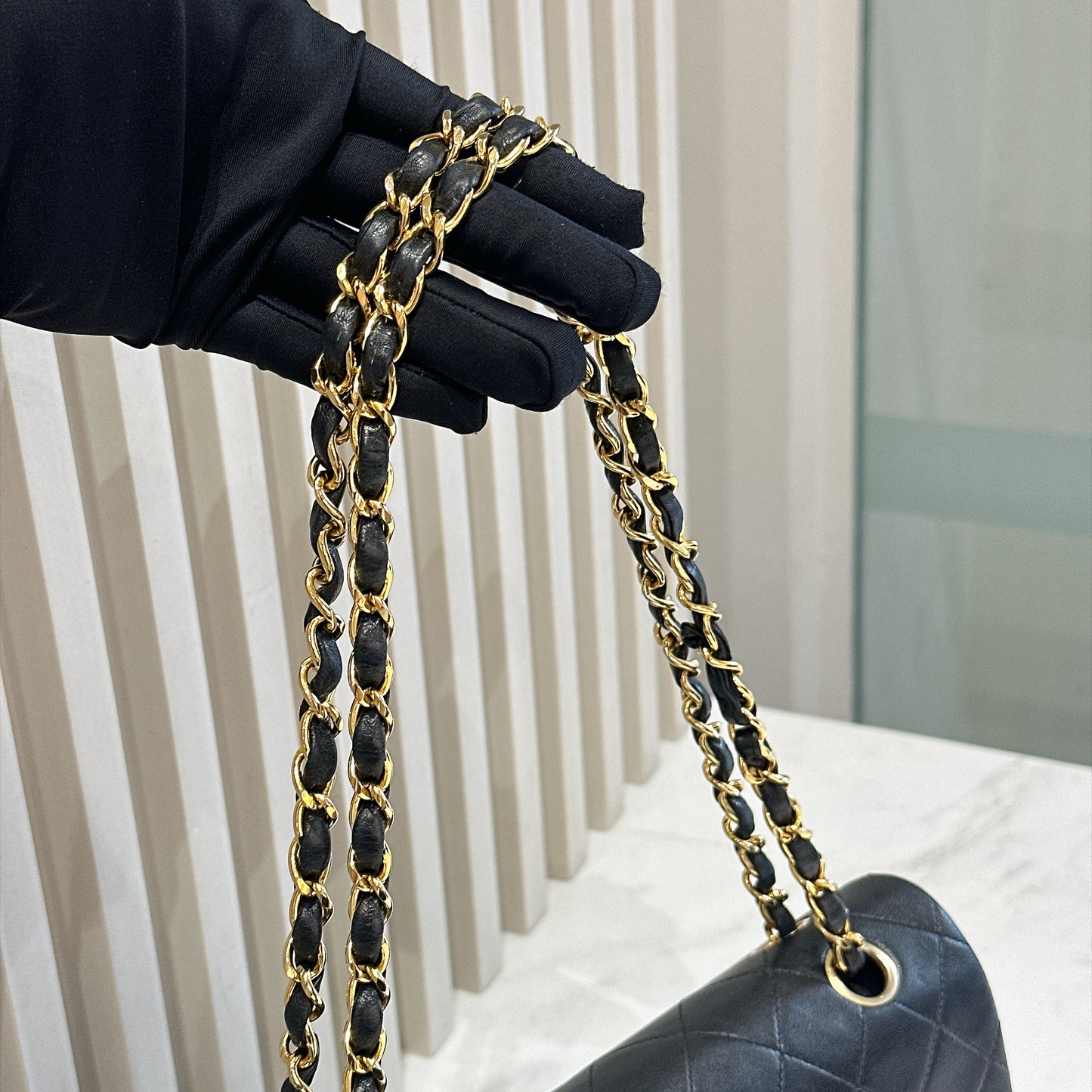 Chanel Vintage Classic Flap Medium in Black Lambskin