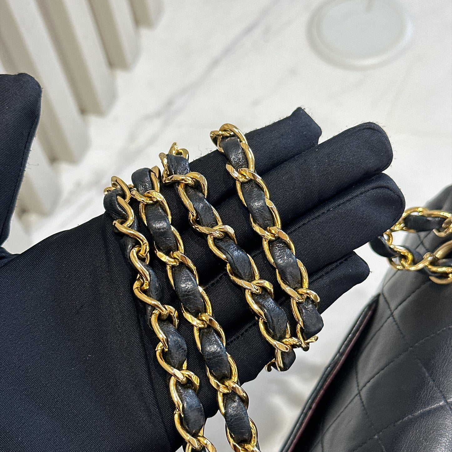 Chanel Vintage Classic Flap Medium in Black Lambskin