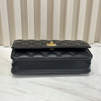 Chanel Turn Lock CC WOC Pearl Crush in Black GHW