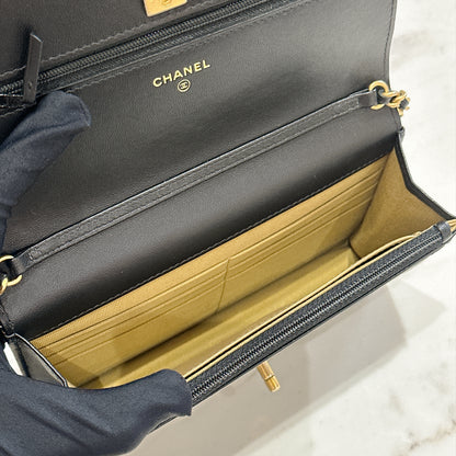 Chanel Turn Lock CC WOC Pearl Crush in Black GHW