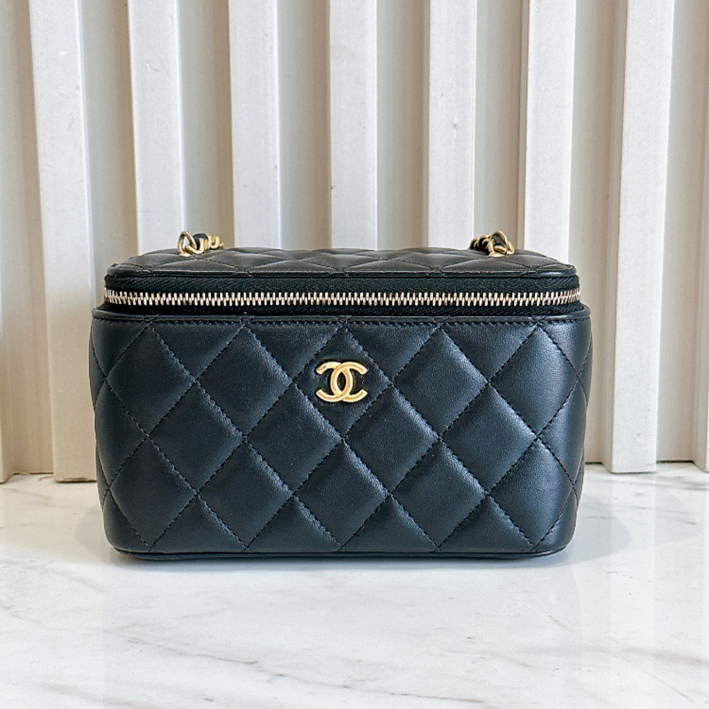 Chanel Vanity Case Black With Pearl Crush