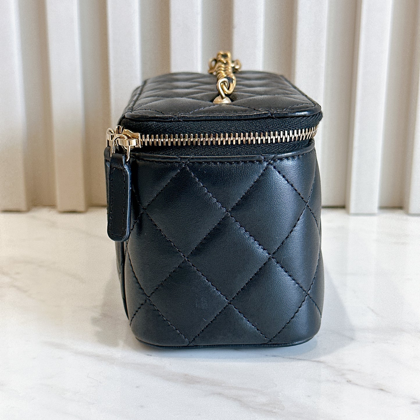 Chanel Vanity Case Black With Pearl Crush