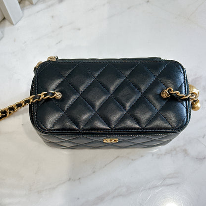 Chanel Vanity Case Black With Pearl Crush