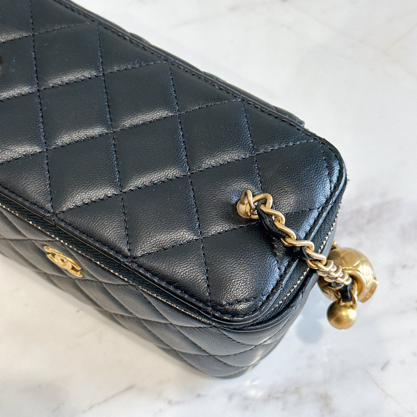 Chanel Vanity Case Black With Pearl Crush