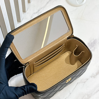 Chanel Vanity Case Black With Pearl Crush