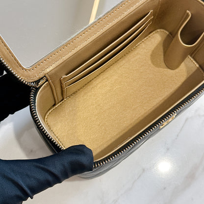 Chanel Vanity Case Black With Pearl Crush