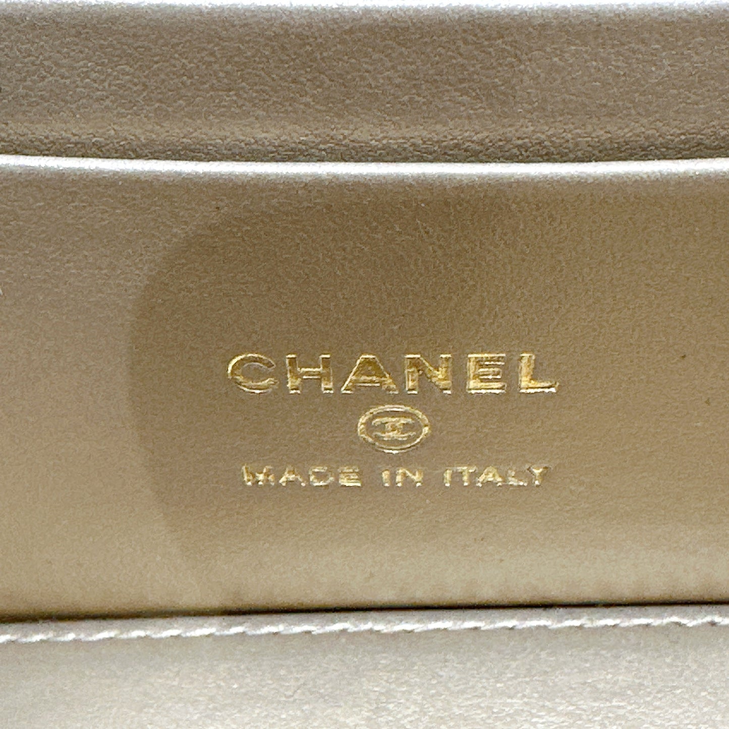 Chanel Vanity Case Black With Pearl Crush