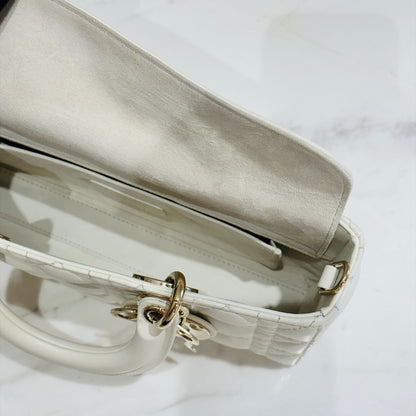 Lady Djoy Medium in White LGHW