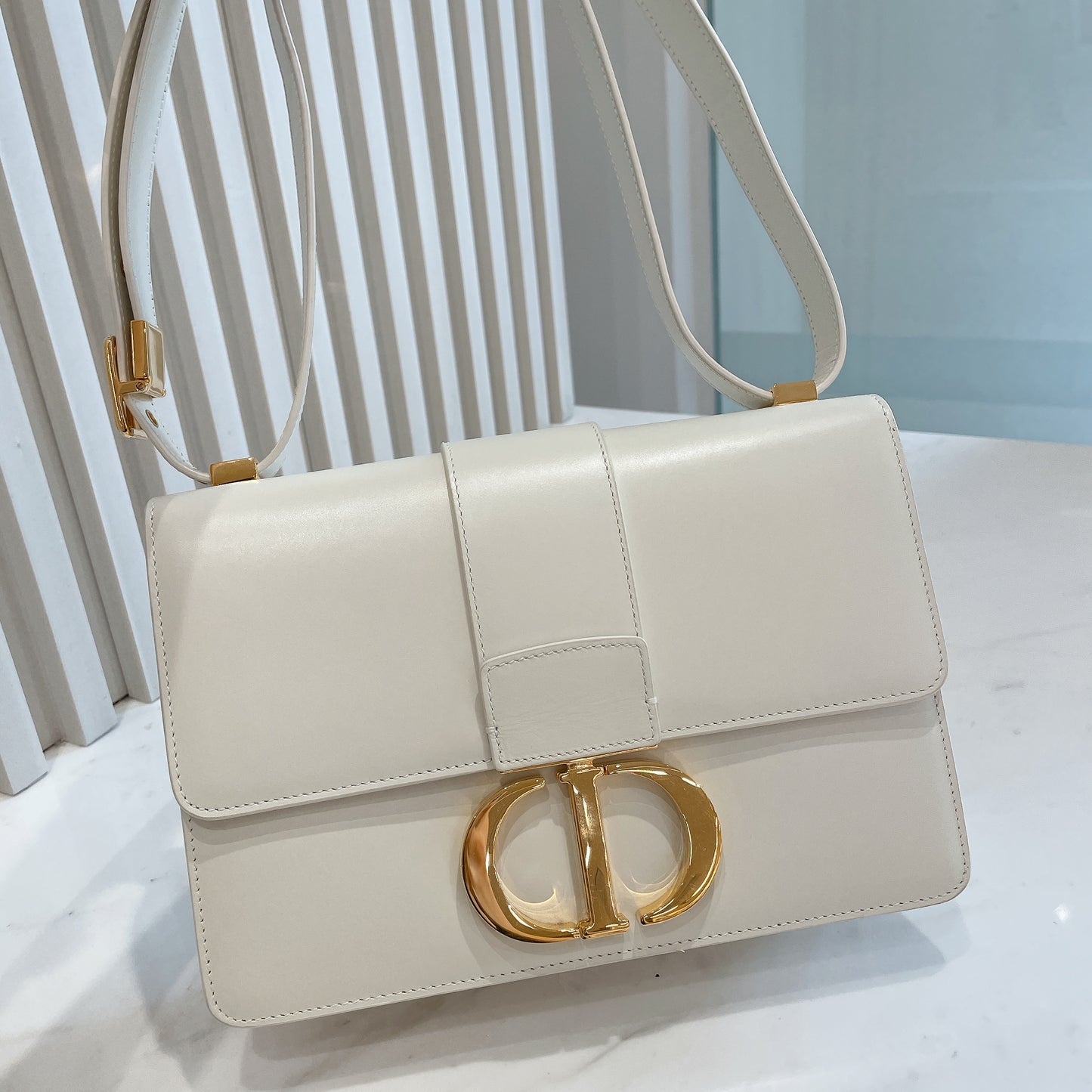 Dior Montaigne 30 Leather Strap in White