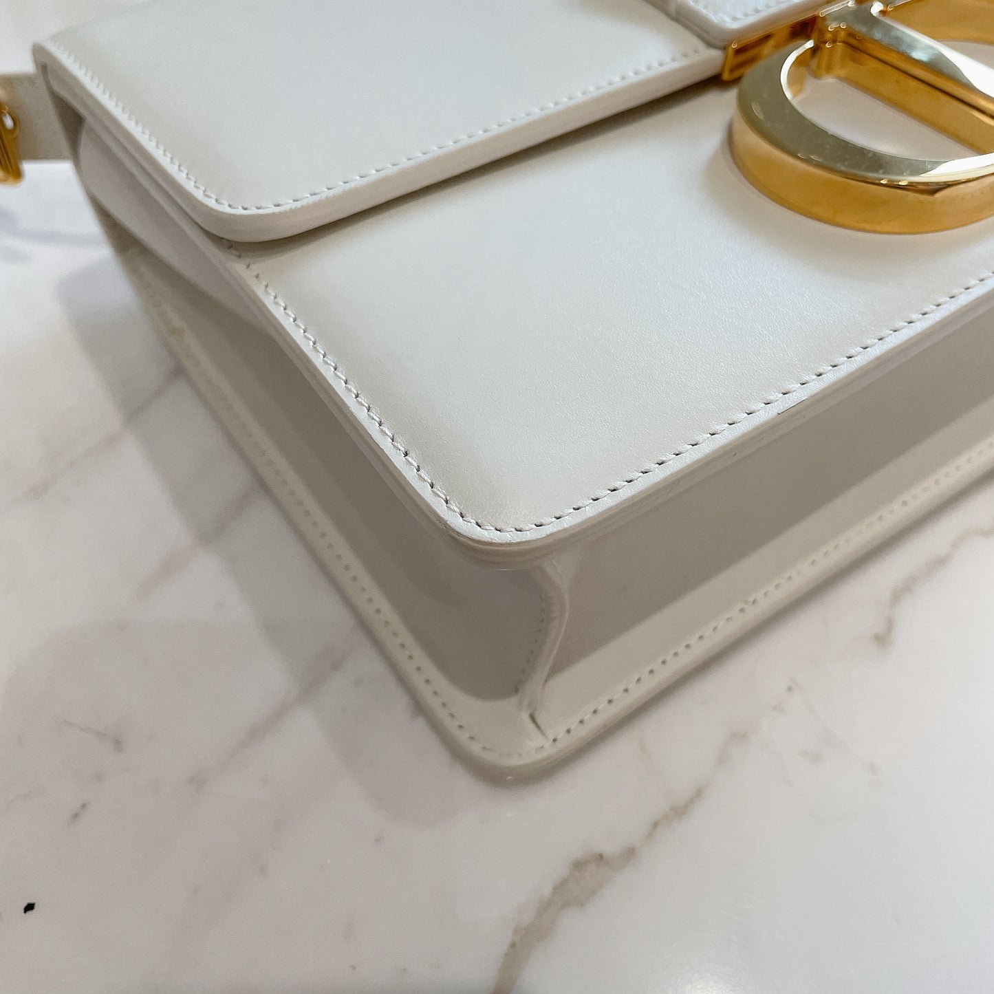 Dior Montaigne 30 Leather Strap in White