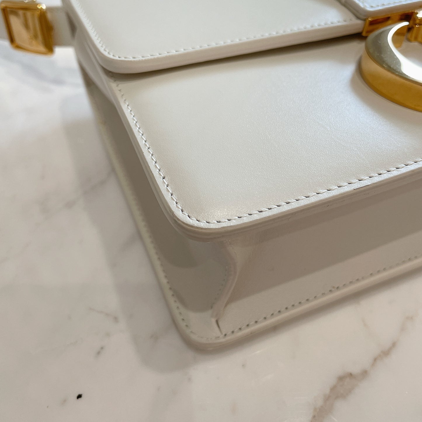 Dior Montaigne 30 Leather Strap in White