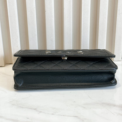 Chanel Filigree Chain Wallet in Black