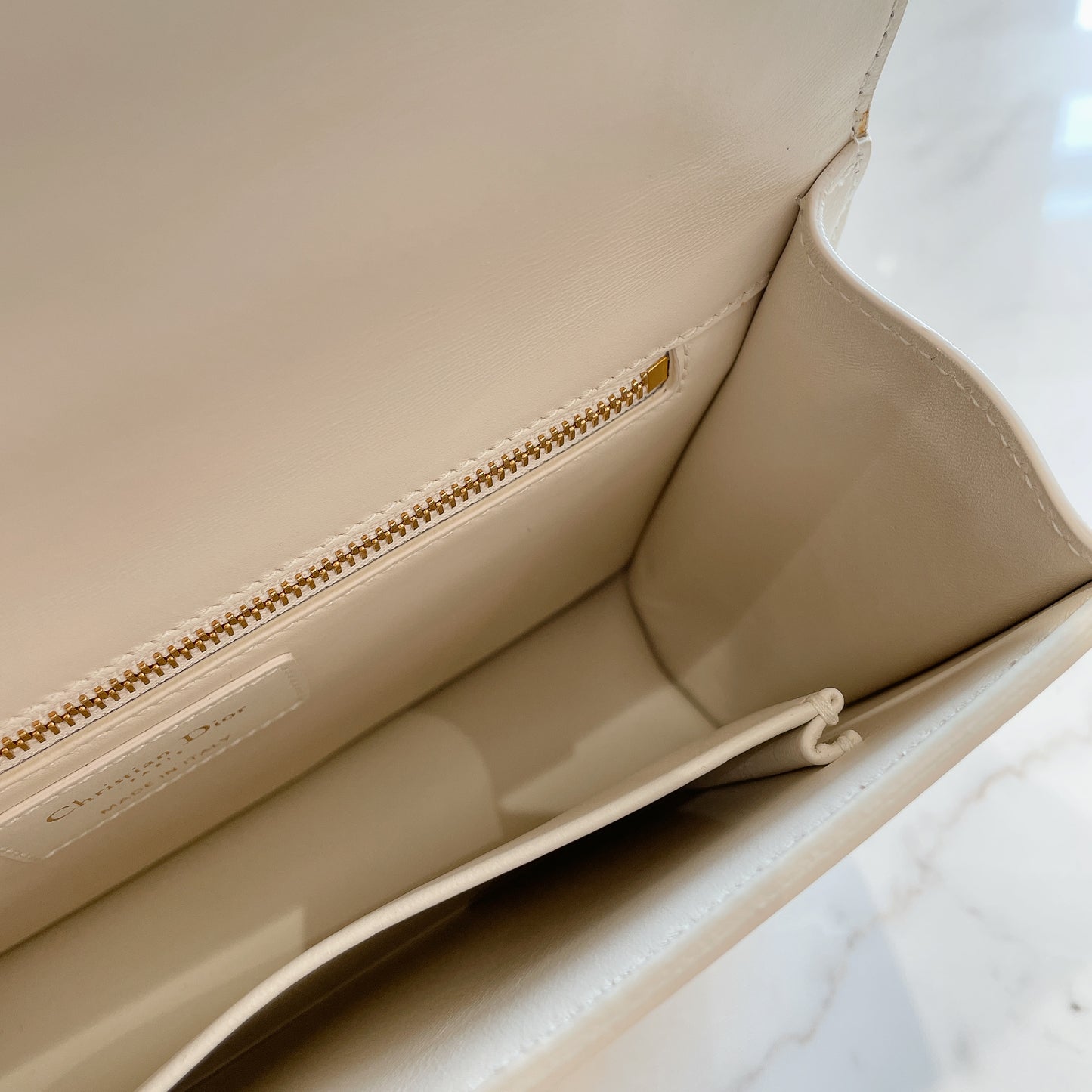 Dior Montaigne 30 Leather Strap in White