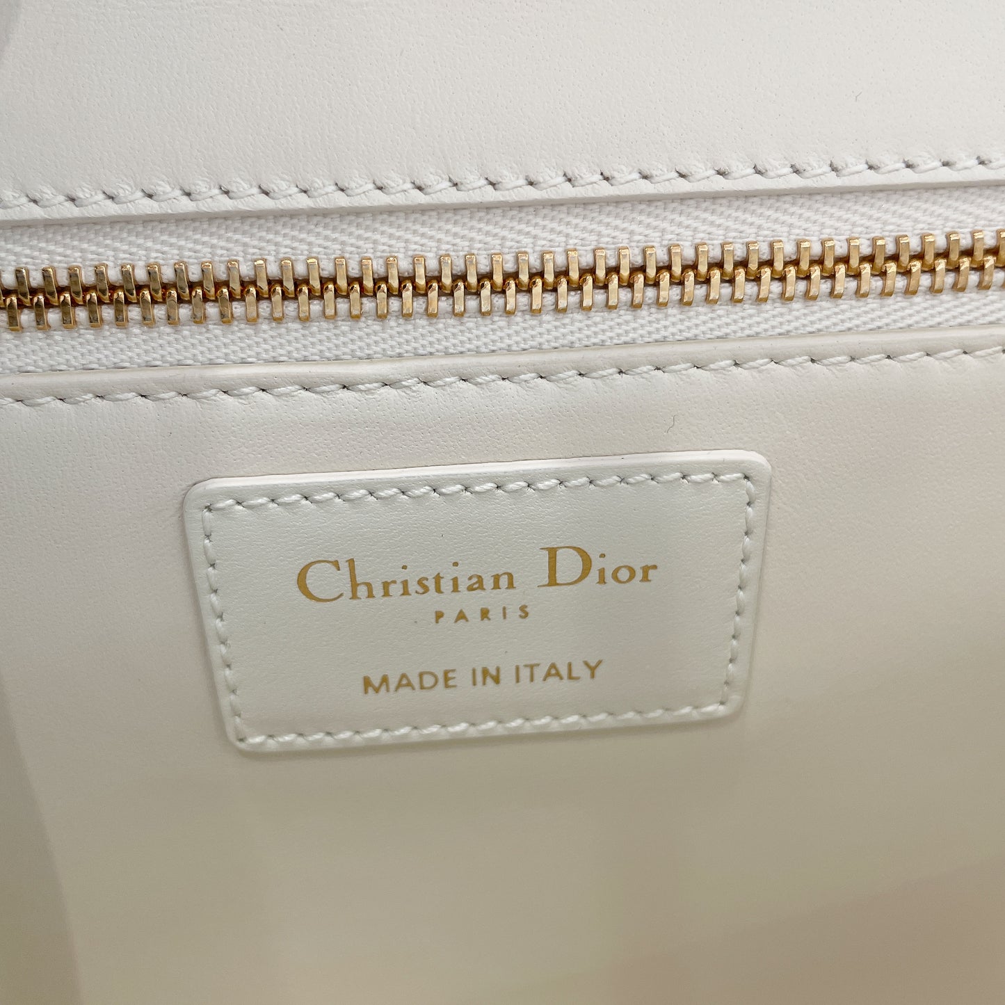 Dior Montaigne 30 Leather Strap in White