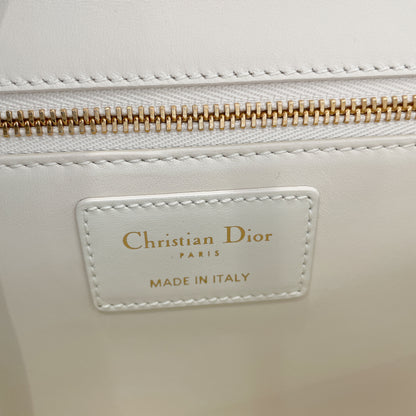 Dior Montaigne 30 Leather Strap in White