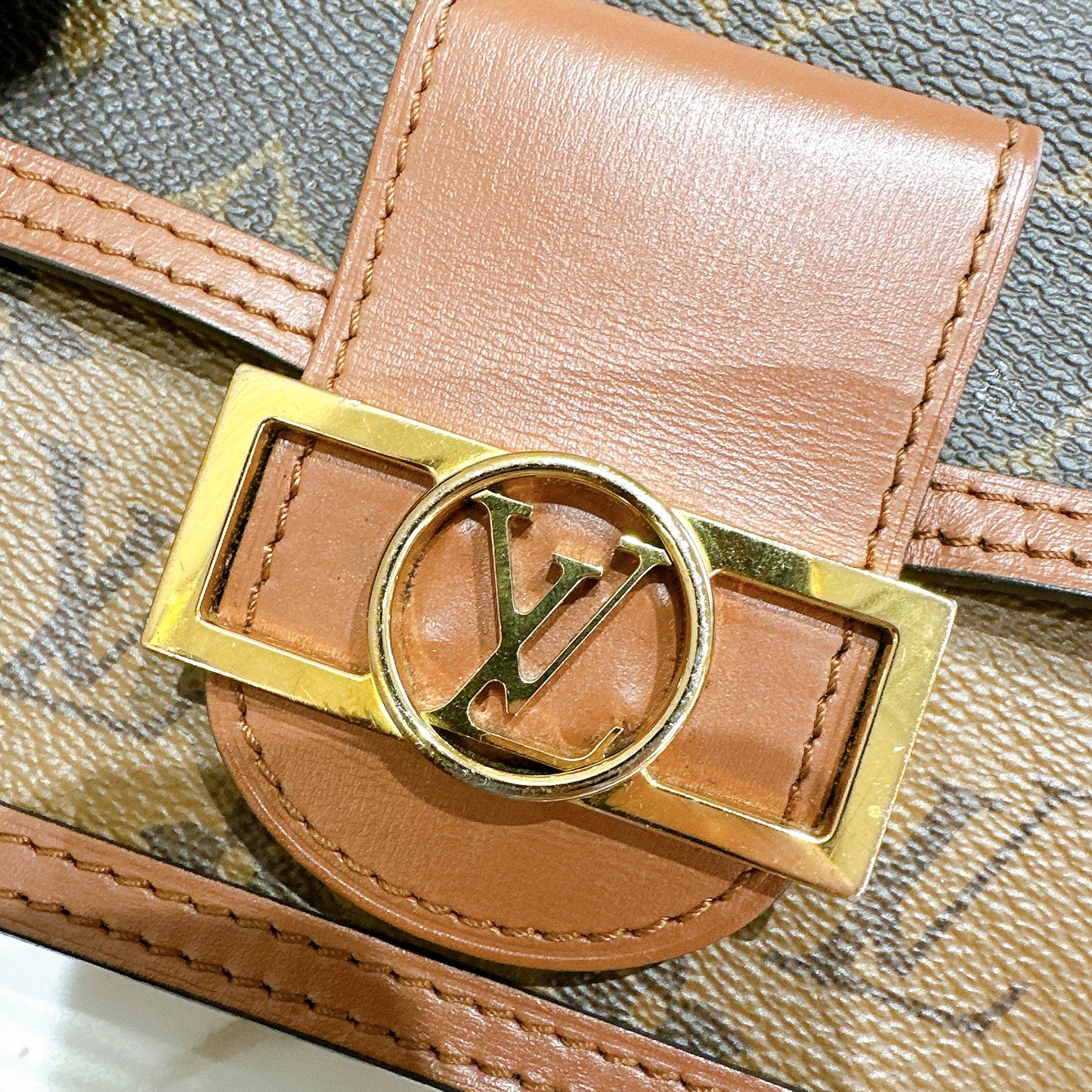 LV Dauphine WOC