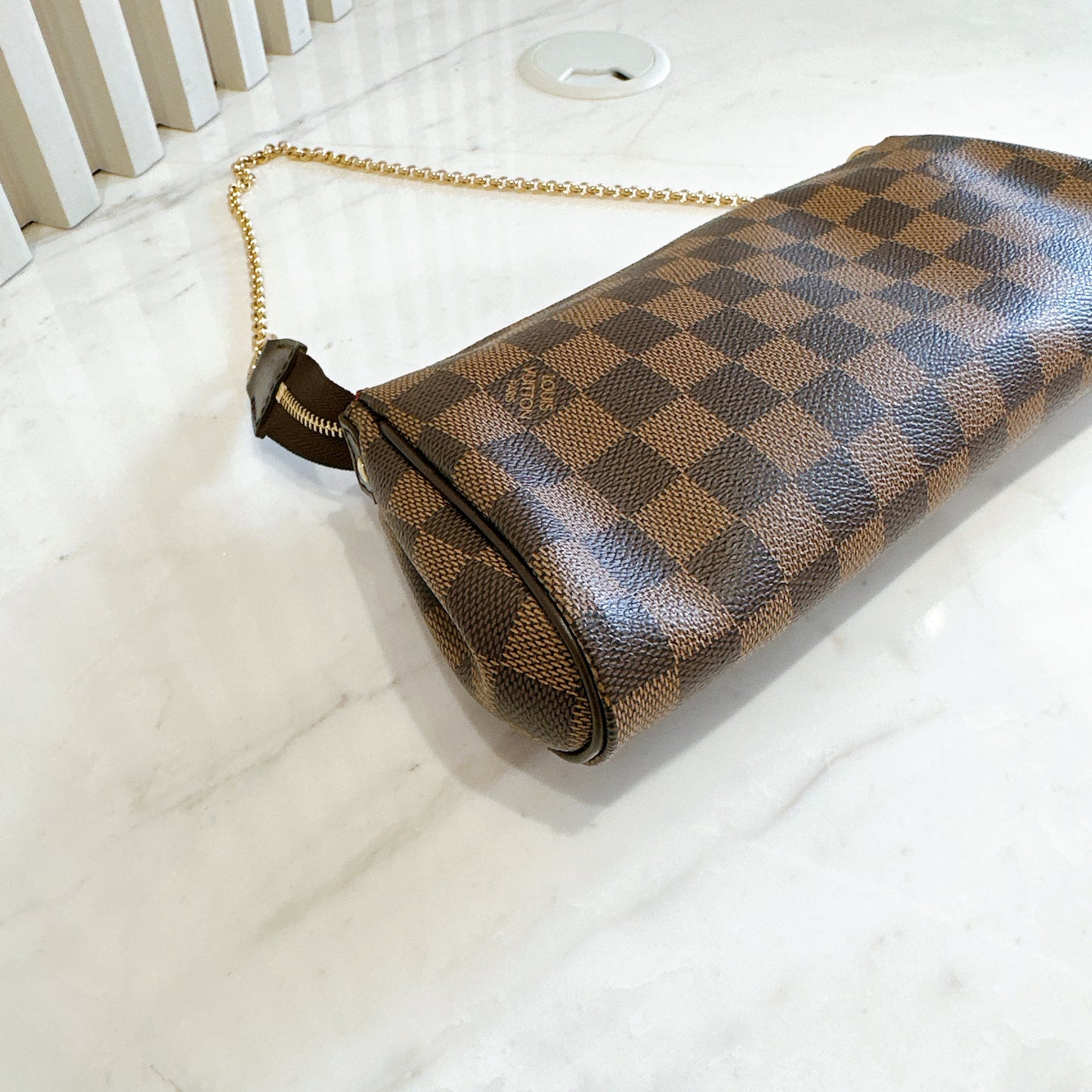 LV Damier Ebene Eva Clutch