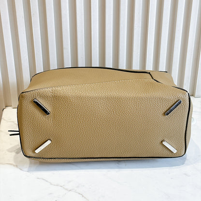 Loewe Puzzle Large in Artichoke Green