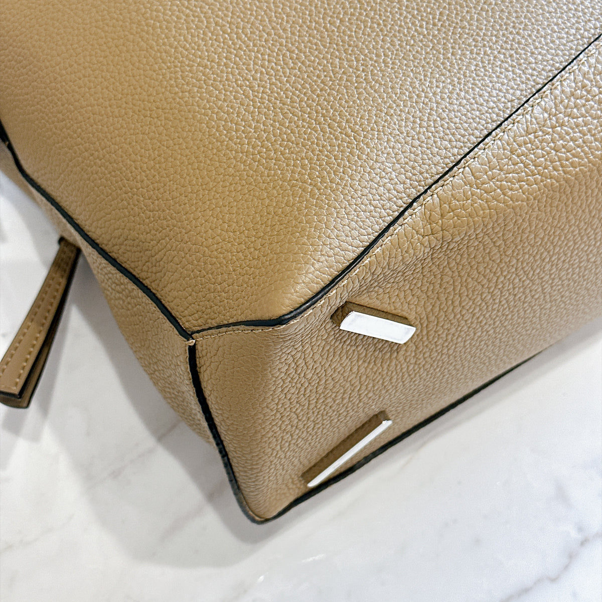 Loewe Puzzle Large in Artichoke Green