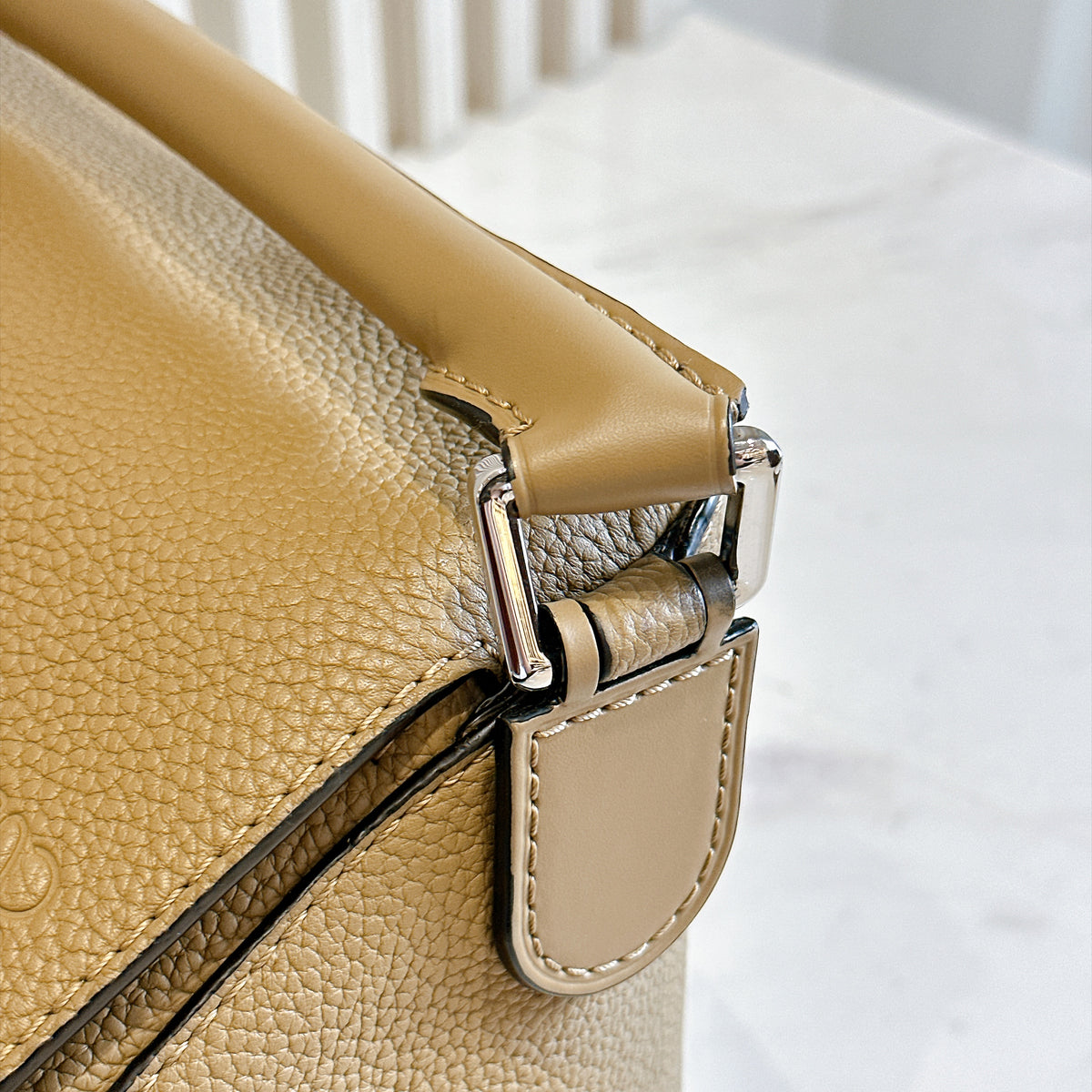 Loewe Puzzle Large in Artichoke Green