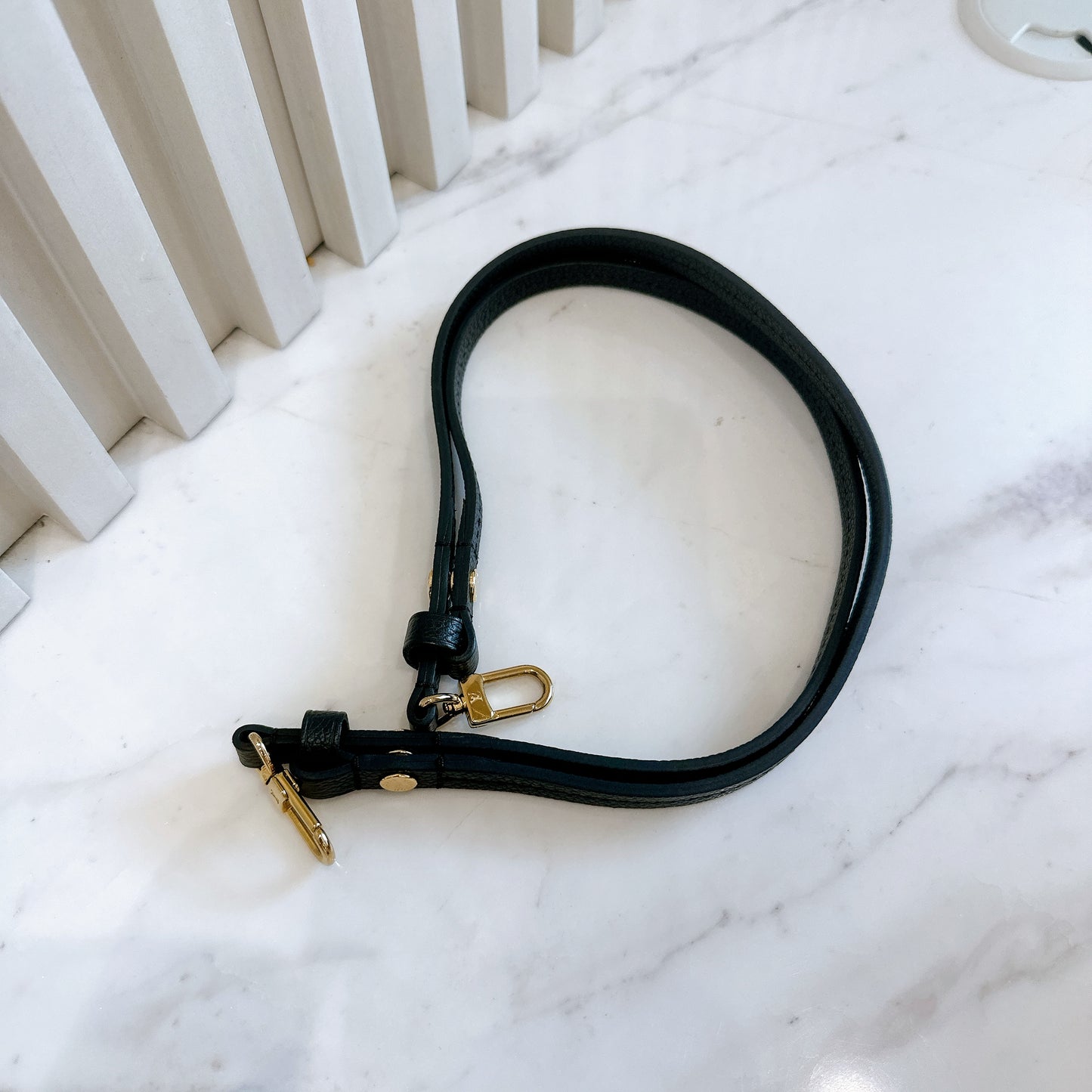 LV Easy Pouch in Black