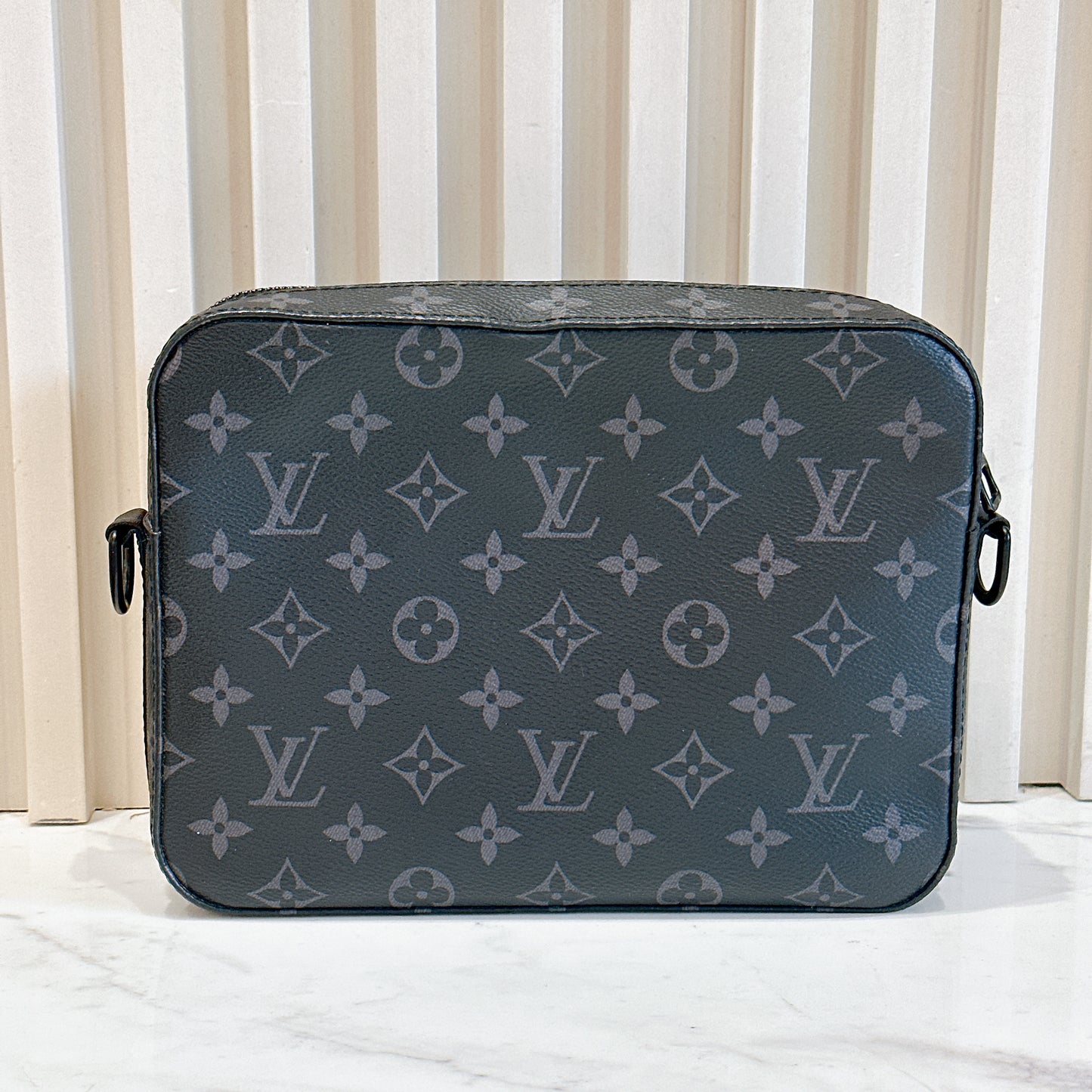 LV Steamer Messenger Bag in Monogram Eclipse