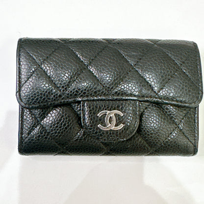 Chanel Classic Card Holder in Black Caviar