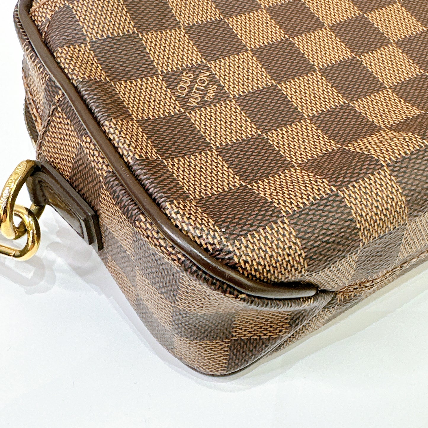 LV Saint Paul Clutch in Damier Ebene