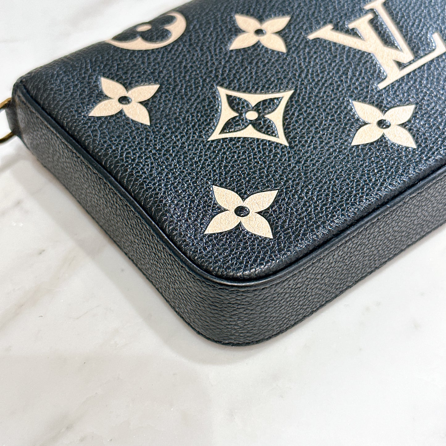 LV Felicie Pochette in Black/Creme