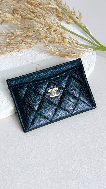 Chanel Classic Card Holder in Black Caviar