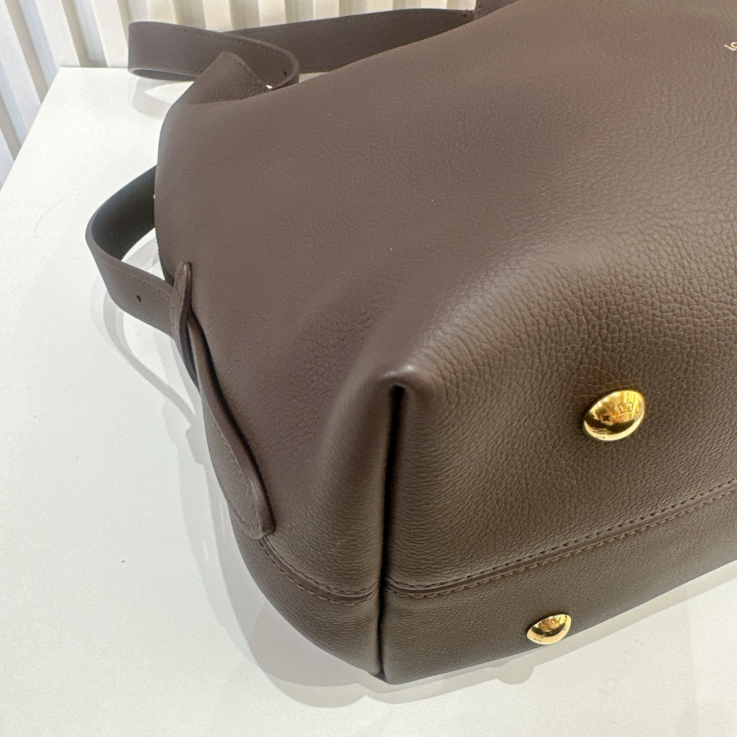 LV Low Key Hobo MM in Smoke