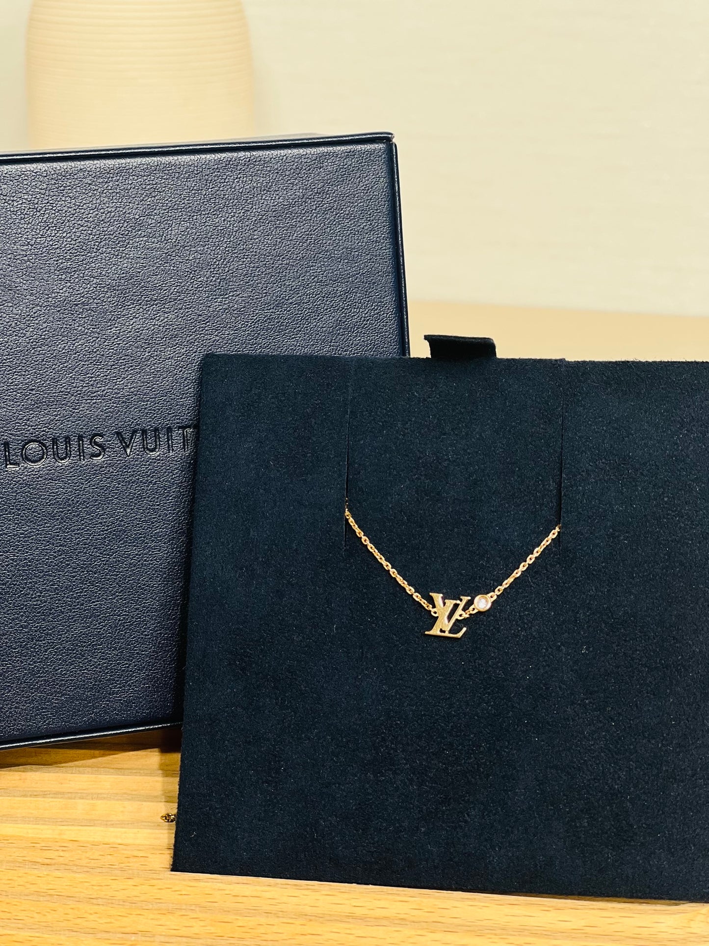 LV Idylle Blossom LV Pendent Pink Gold and Diamond