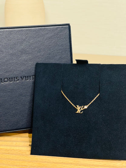 LV Idylle Blossom LV Pendent Pink Gold and Diamond