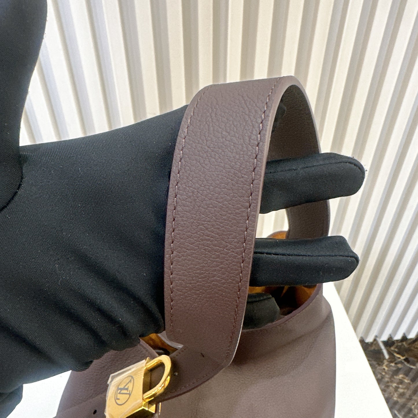 LV Low Key Hobo MM in Smoke