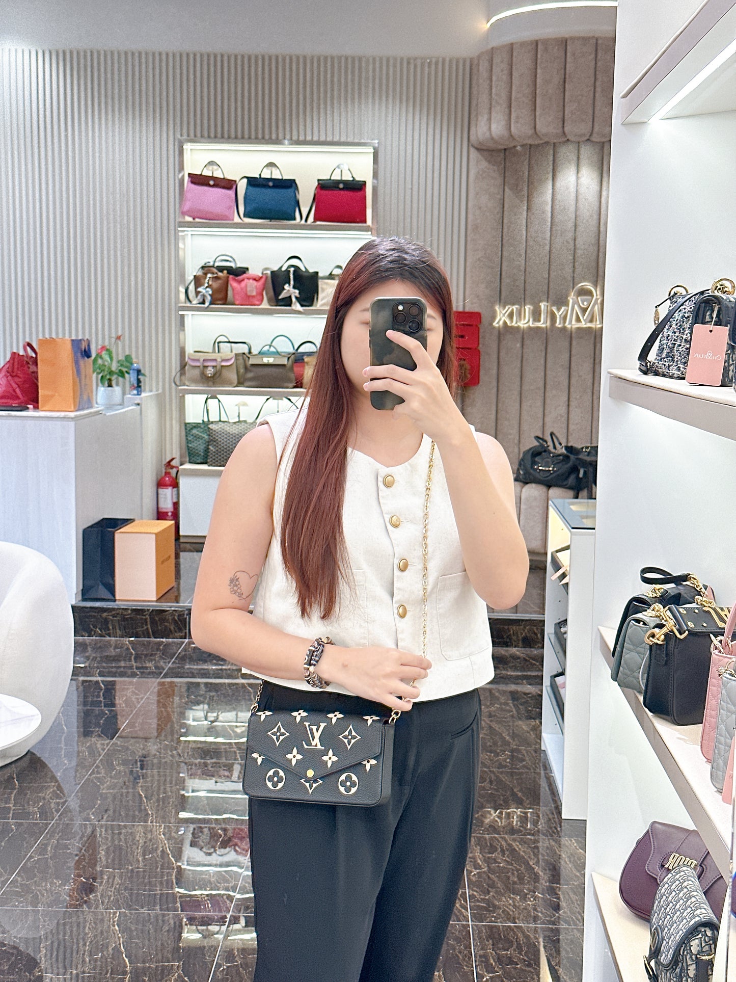 LV Felicie Pochette in Black/Creme