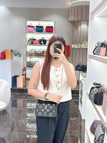 LV Felicie Pochette in Black/Creme