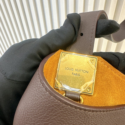 LV Low Key Hobo MM in Smoke