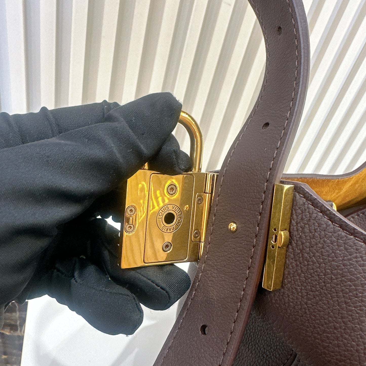 LV Low Key Hobo MM in Smoke