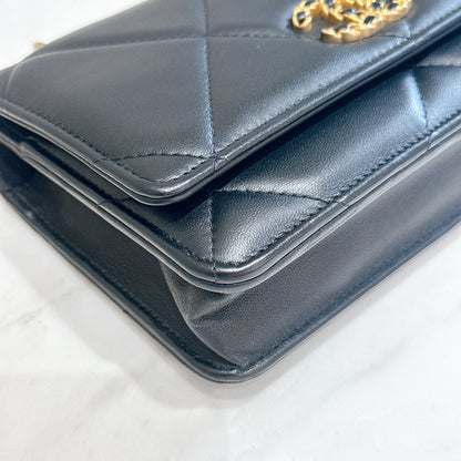 Chanel 19 WOC in Black GHW