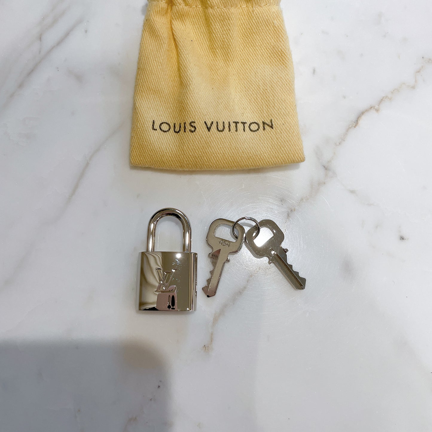 LV Damier Graphie Keepall Bandouliere 45