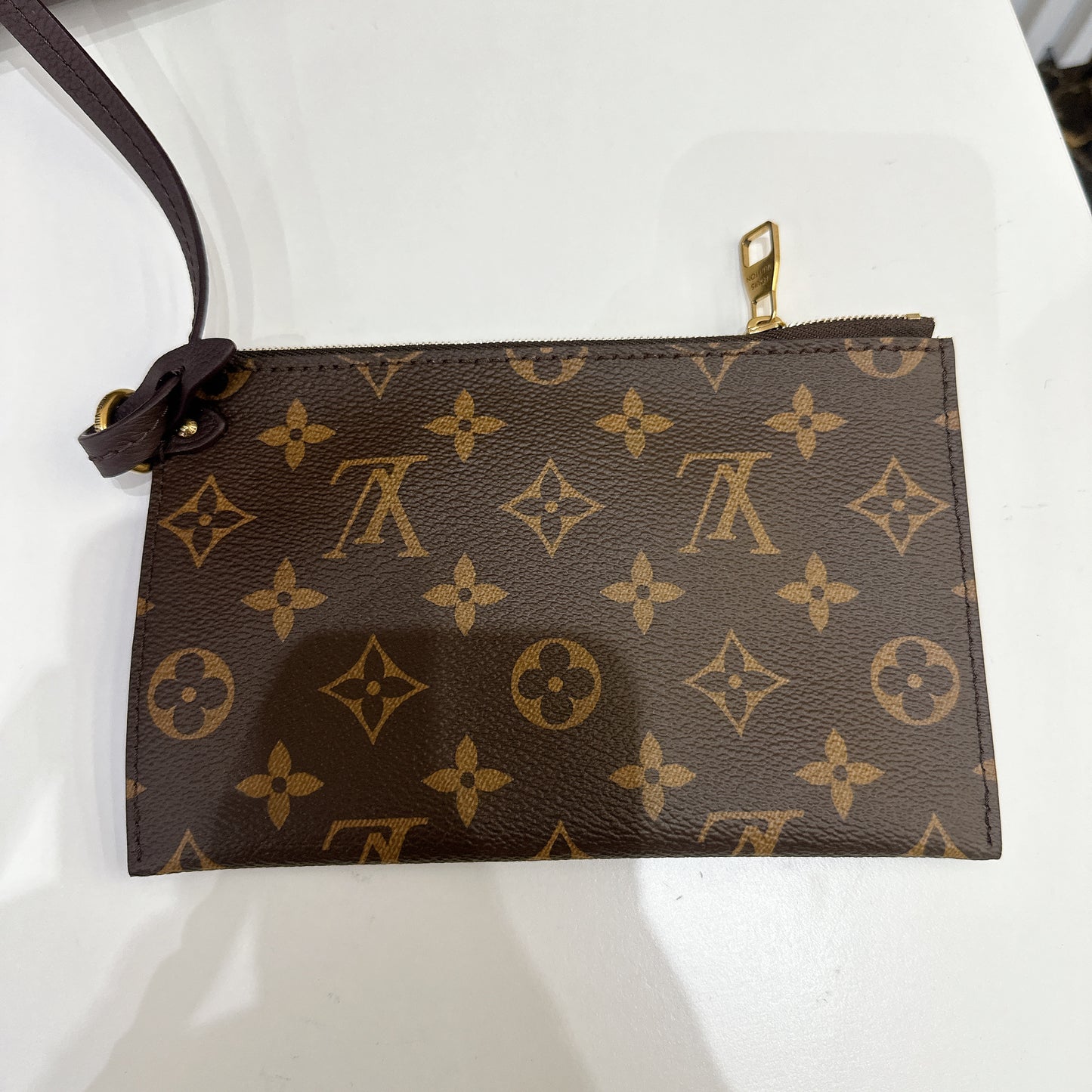 LV Low Key Hobo MM in Smoke