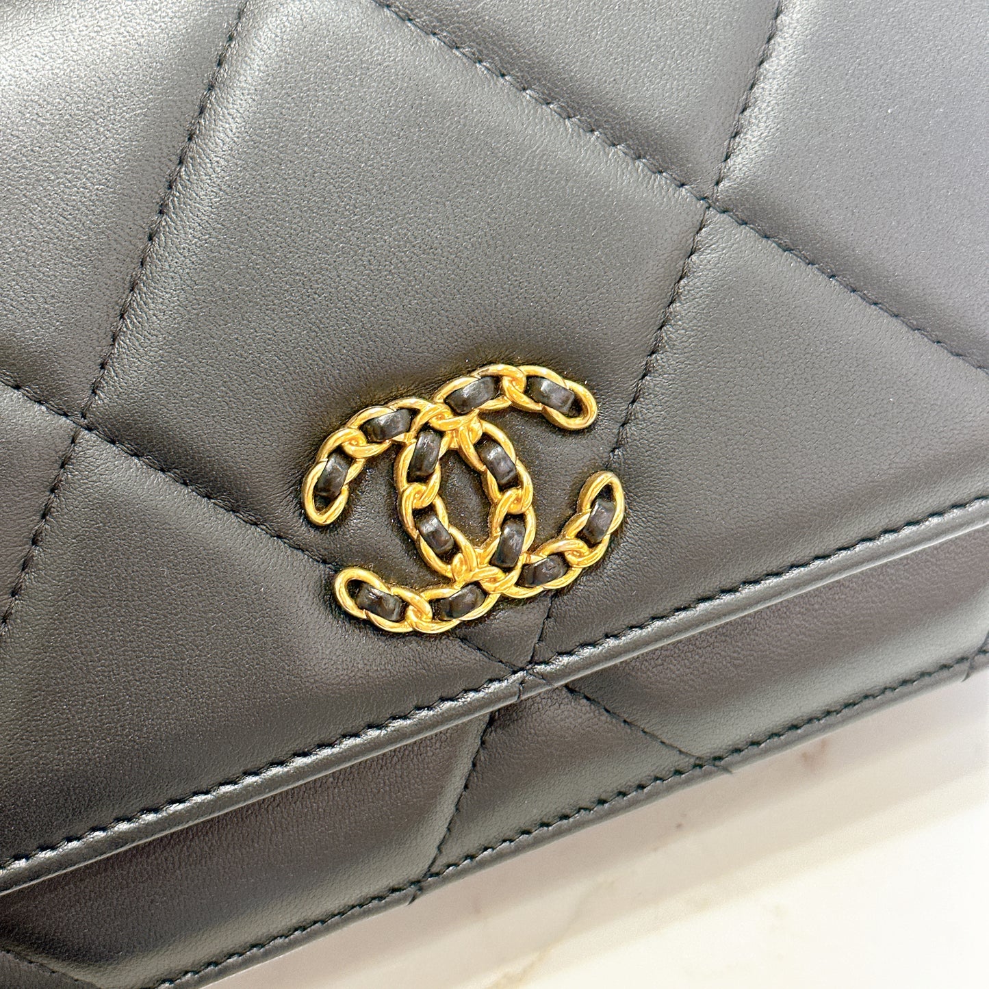 Chanel 19 WOC in Black GHW