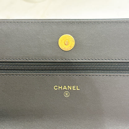 Chanel 19 WOC in Black GHW