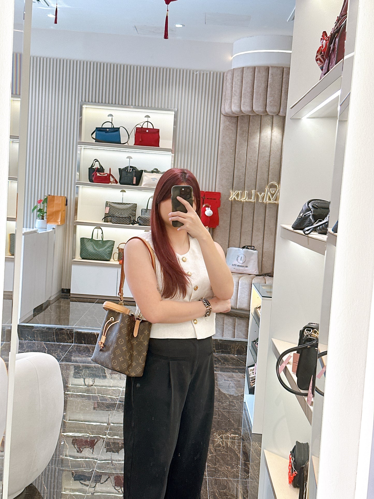 LV Monogram Noe BB