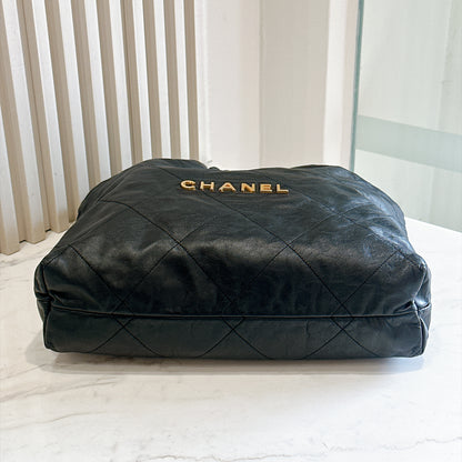 Chanel 22 Large in Black Calfskin GHW