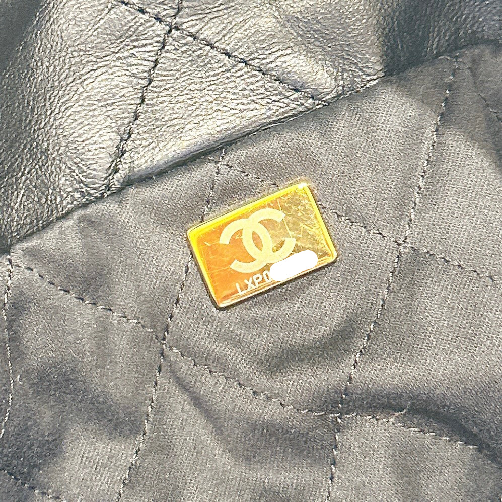 Chanel 22 Large in Black Calfskin GHW