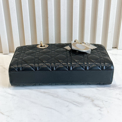 Lady D Joy Medium in Black GHW