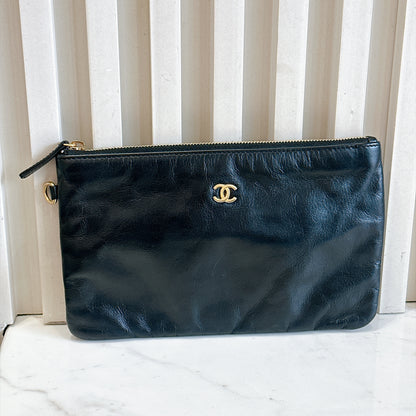 Chanel 22 Large in Black Calfskin GHW