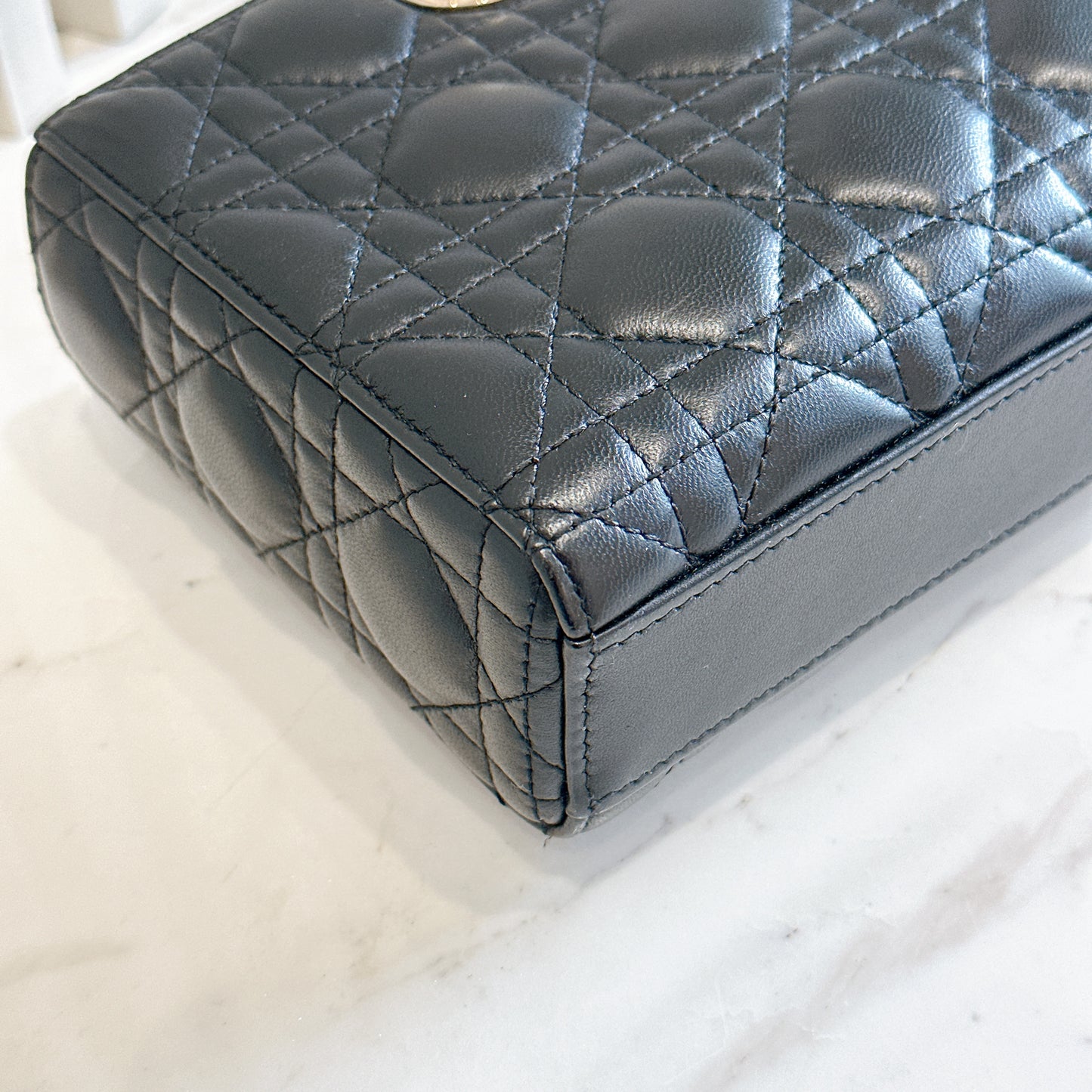 Lady D Joy Medium in Black GHW